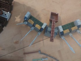 LEGO Castle 7041 Troll Battle Wheel - Incomplete Missing Pieces