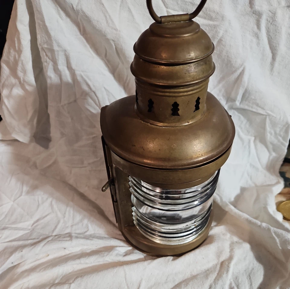 BRASS SHIP LANTERN NAUTICAL MARINE MARITIME LIGHT VINTAGE - Image 2 of 4