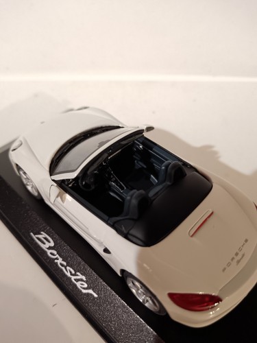 Porsche Consulting Boxster blanche Minichamps 1/43 - Foto 13 di 13