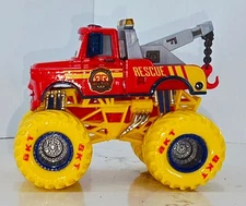 MONSTER JAM 'CUSTOM' PIXAR CARS RACE & RESCUE MATER MONSTER TRUCK 1/64  LOOSE