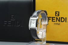  Near MINT FENDI 7000L White Dial Quartz Ladies With Box