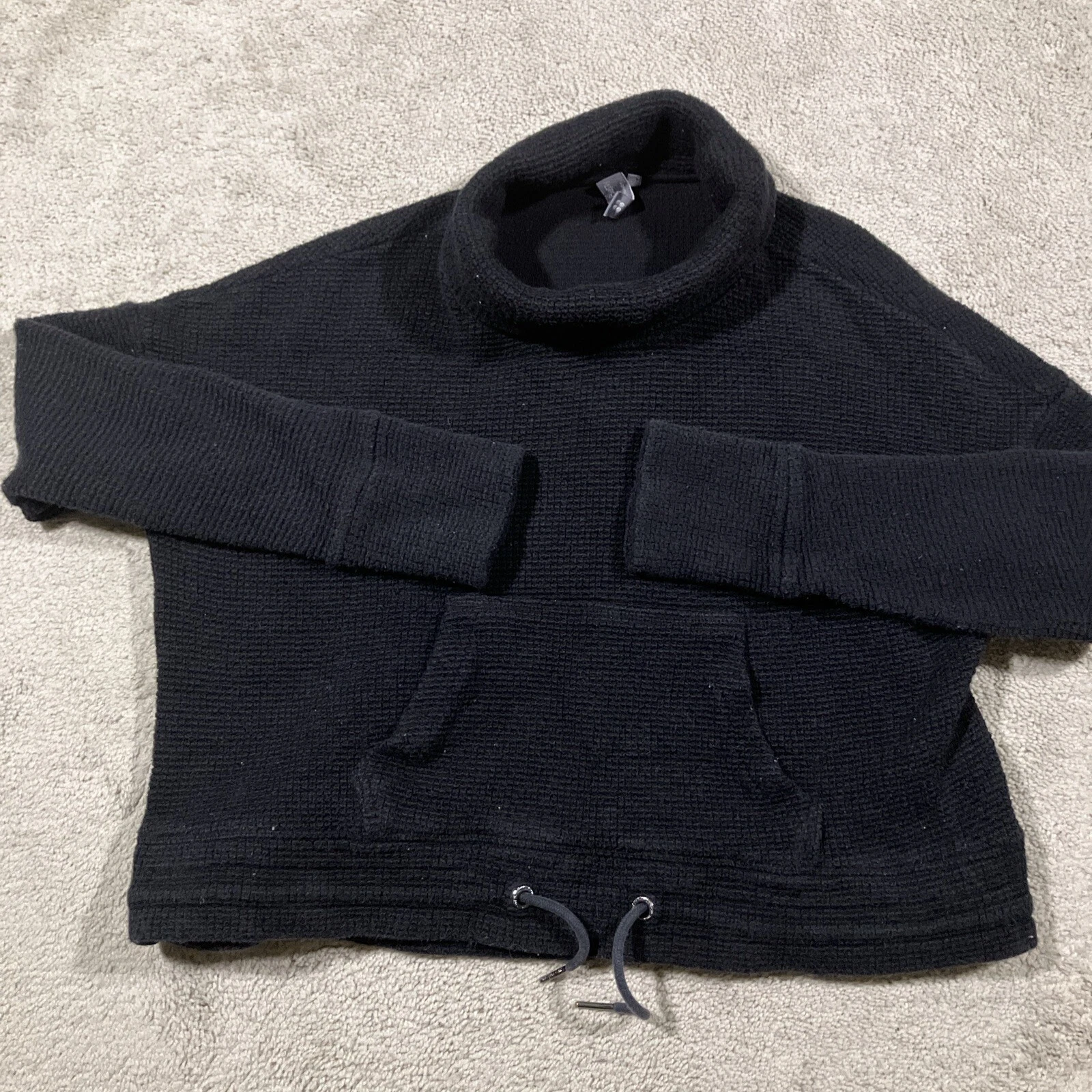 sweaty-betty cropped knit cabincore cozy woodsy exercise sweater