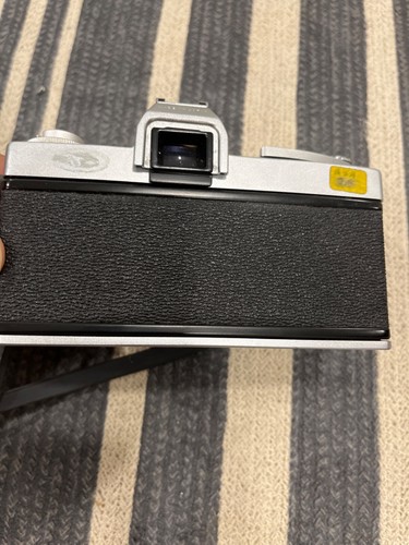 UNTESTED Ricoh Singlex TLS SLR Film Camera - Picture 4 of 5