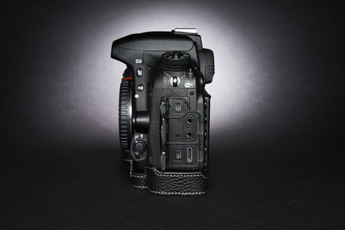 Hecho a mano Cuero Genuino Real Media Cámara Estuche Bolso Cubierta para Nikon D750 - Imagen 7 de 36