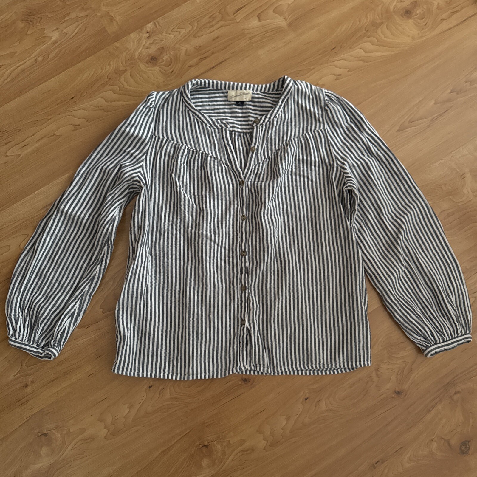 Universal Thread (Target) Puff Sleeve Lightweight… - image 1