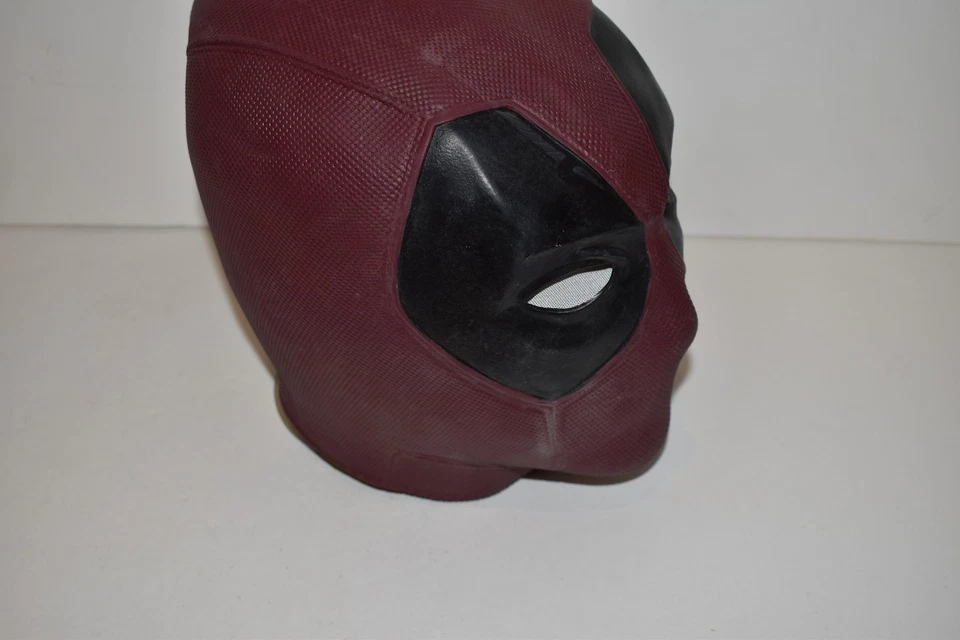 Xcoser Deadpool Mask Full Head Latex Cosplay Costume Replica Prop  (WUR36) - Image 2 of 4
