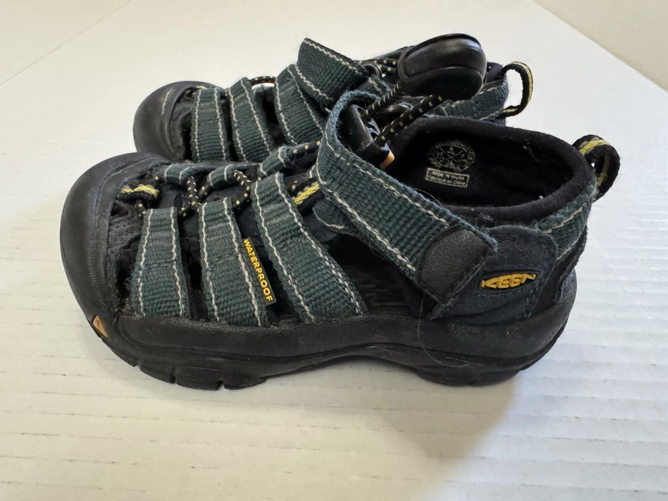 Keen Newport H2 Sport Sandals Boys Kids Size 8 Blue Waterproof Outdoor Shoes - Image 4 of 4
