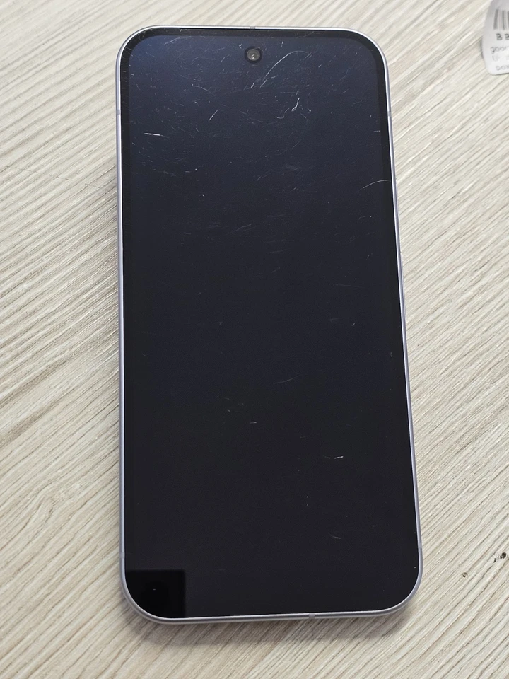 Google Pixel 10 · 256GB, photo 3 of 5