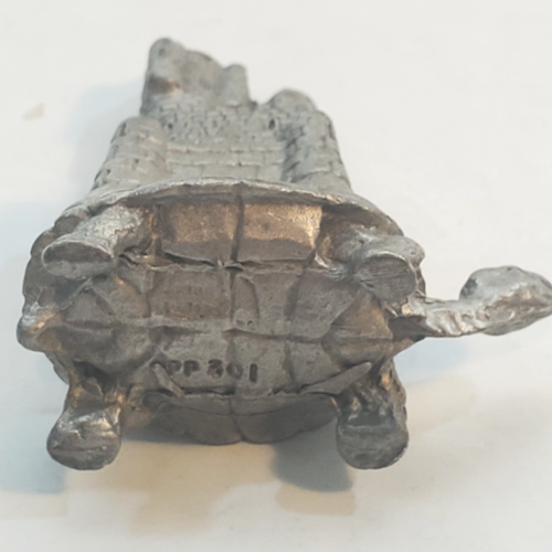 Figura de Tortuga Tortuga Miniatura Partha Peltre De Colección con Castillo en su Espalda - Imagen 5 de 8