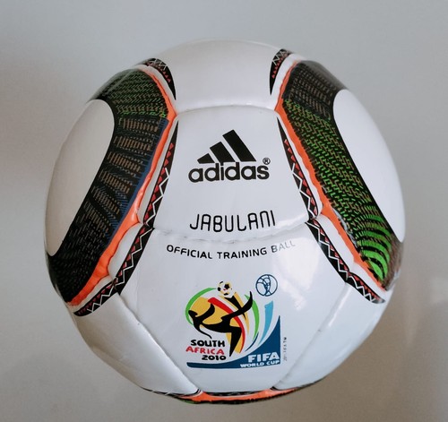 Nuovo set 14 mini palline Adidas storiche coppa del mondo FIFA 1970-2022 taglia 1 - Foto 12 di 15