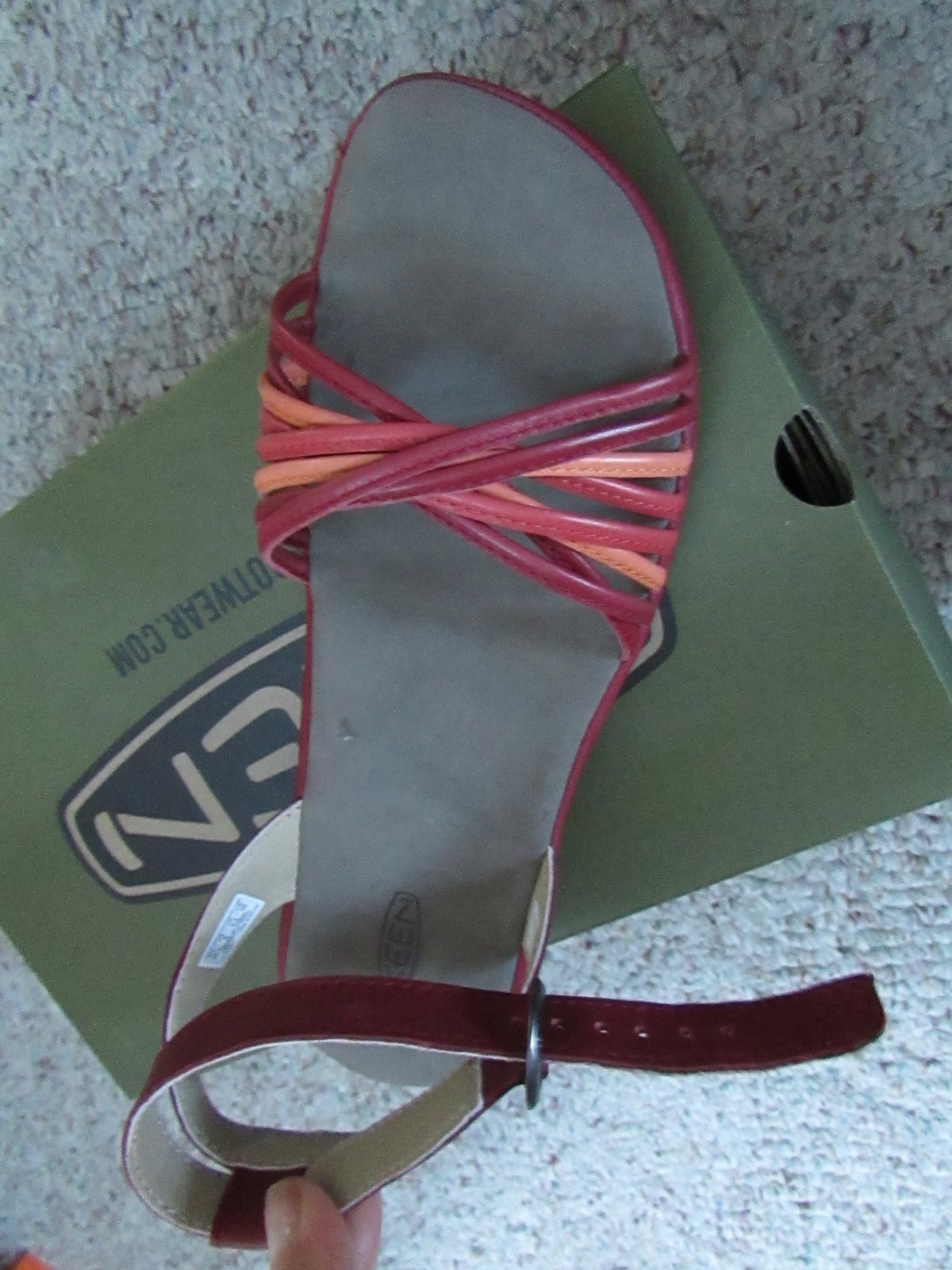 NUOVI SANDALI DONNA KEEN SMERALD CITY CON CINTURINO E FIBBIA 9 5 PELLE HENNÉ MELONE