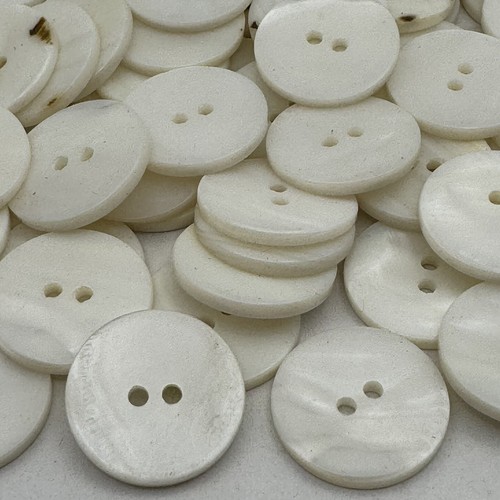 White Japanese Washibodo Shell Button PokerChip Flat Front/Back 18mm 7/16" 2hole - 第 1/3 張圖片