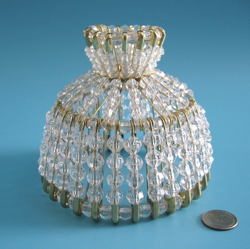 BEADED SHADE FOR WINDOW TABLE NIGHT LIGHT ELECTRIC CANDLE CRYSTAL CLEAR BEAD - Picture 1 of 4