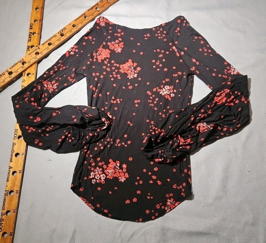 Picture 9 of 12