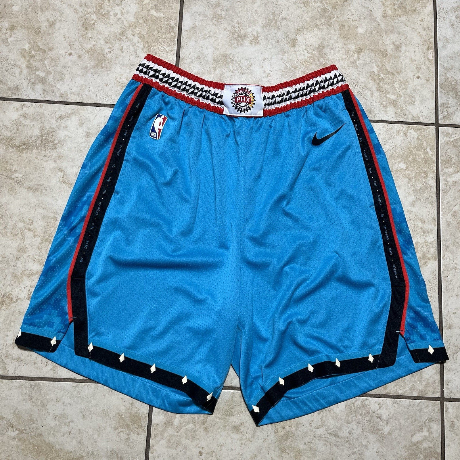 Picture 1 of 6