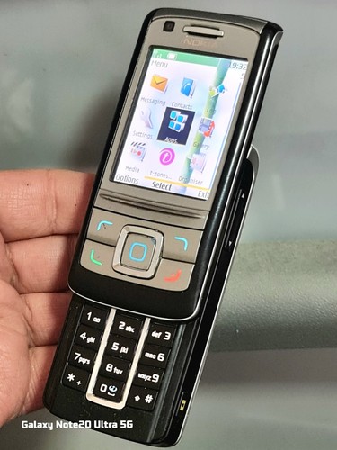 Nokia 6280 Slide (EE Network) 3G Mobile Phone Excellent Condition With Charger - Picture 4 of 10