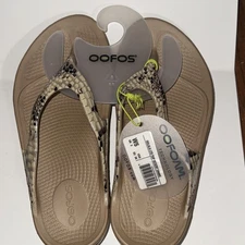 Oofos Oolala Luxe Womens Size 5 Recovery Slip-On Flip Flop Sandals Desert Snake
