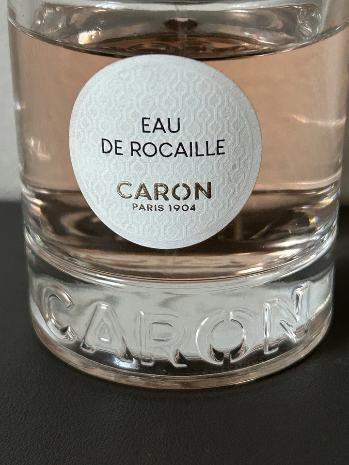 Caron Fleur De Rocaille EDP - 100ml 3.4 Fl.oz Pre Owned - Image 2 of 4
