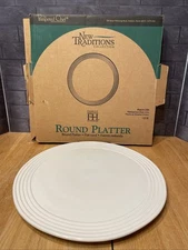 New Open Box Pampered Chef  New Traditions Round Platter  Family Heritage 1318