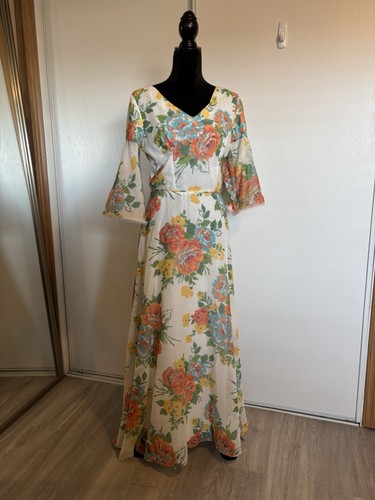 Vintage Blumen Kleid Glockenärmel Größe 4 möglich vielleicht Handarbeit 70’s Style Landhaus  - Bild 2 von 9