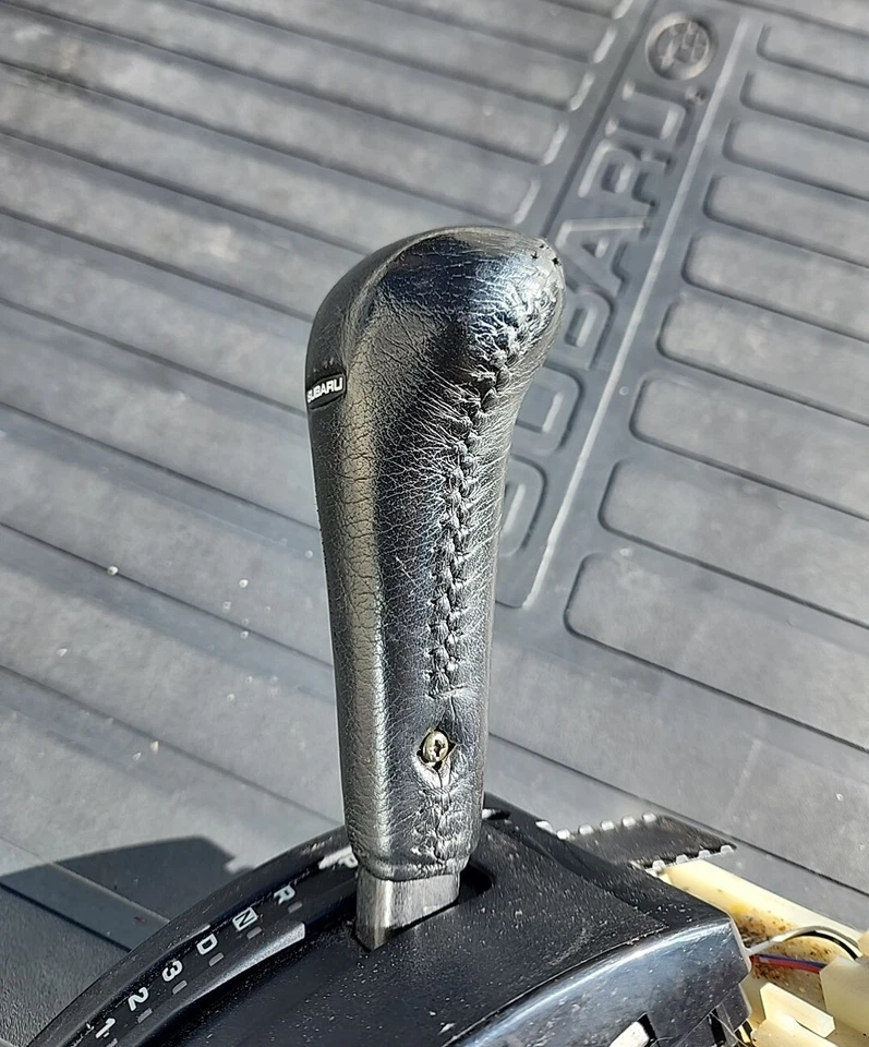 Selector automático de palanca de cambios Subaru Forester 1998-2002 Impreza 1999-2001 OEM Foto 4 de 4