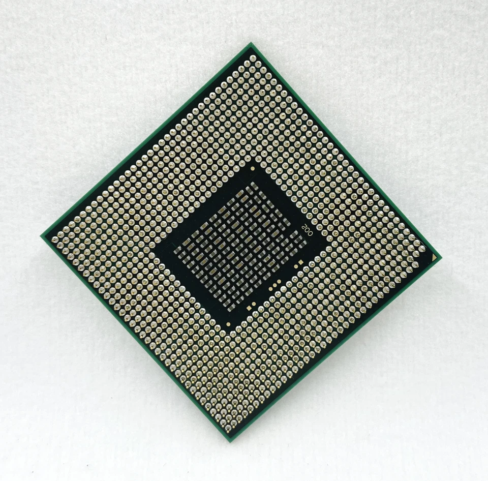 Intel Core i7-2960XM 2.7GHz quad core 8M Socket G2 Notebook Processor - Image 2 of 3