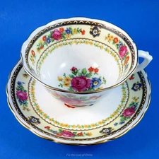 Beautiful Floral Garland Bouquet New Chelsea Tea Cup and Saucer Set