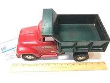 Vintage 1950s Tonka Dump Truck Orig Red & Green SandLoader Tonka Toy Truck NICE