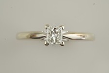 Incredible Princess Cut Diamond Solitare 14ct White Gold