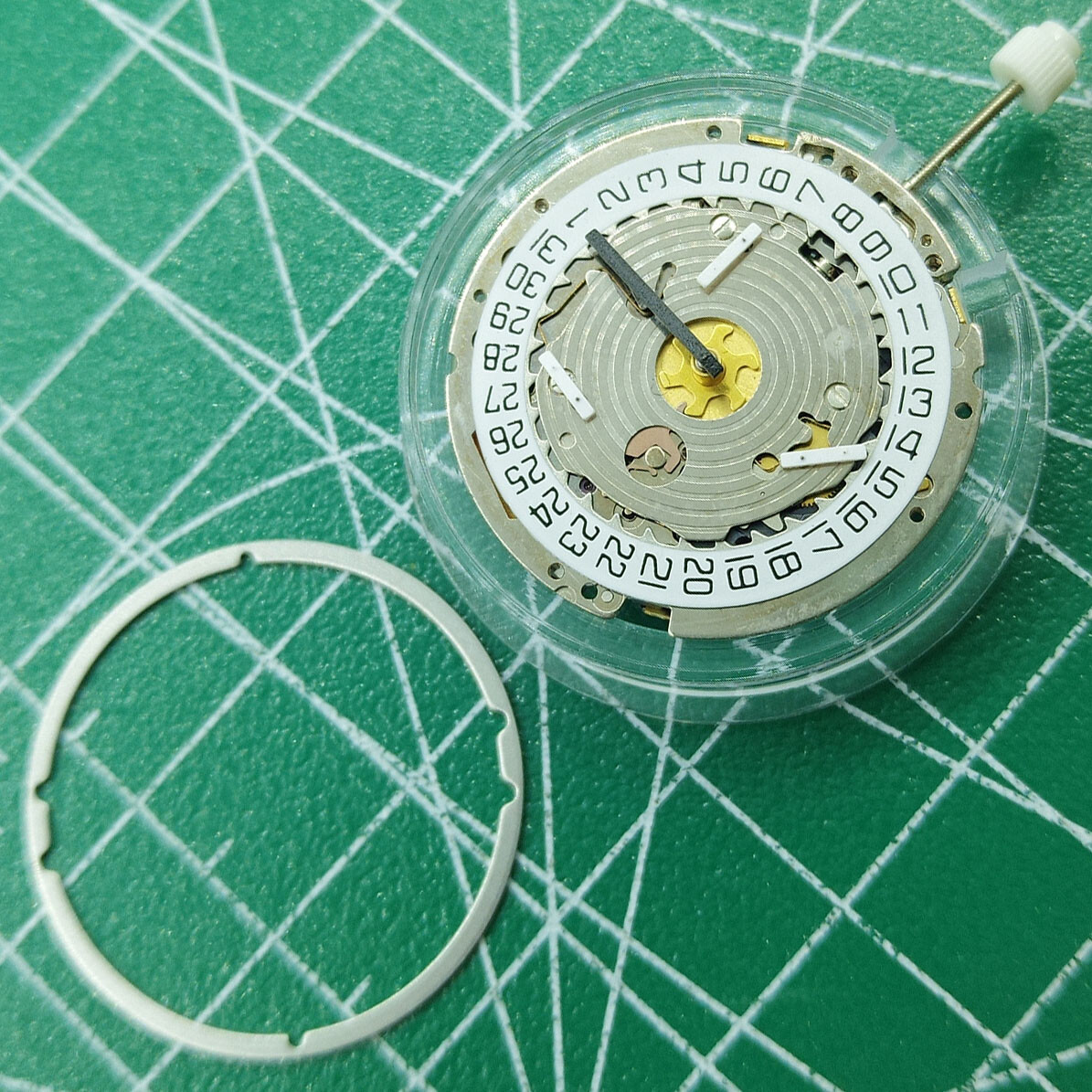 Wholesale Swiss Made ISA 8171 Quartz Movement Date At 4