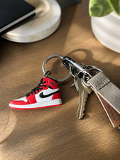 Preços baixos em Chaveiro de Jordan | eBay