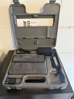 Sony ICF-SW55 Weltempfänger Set im Koffer – funktioniert, mit Zubehör - Bild 1 von 4