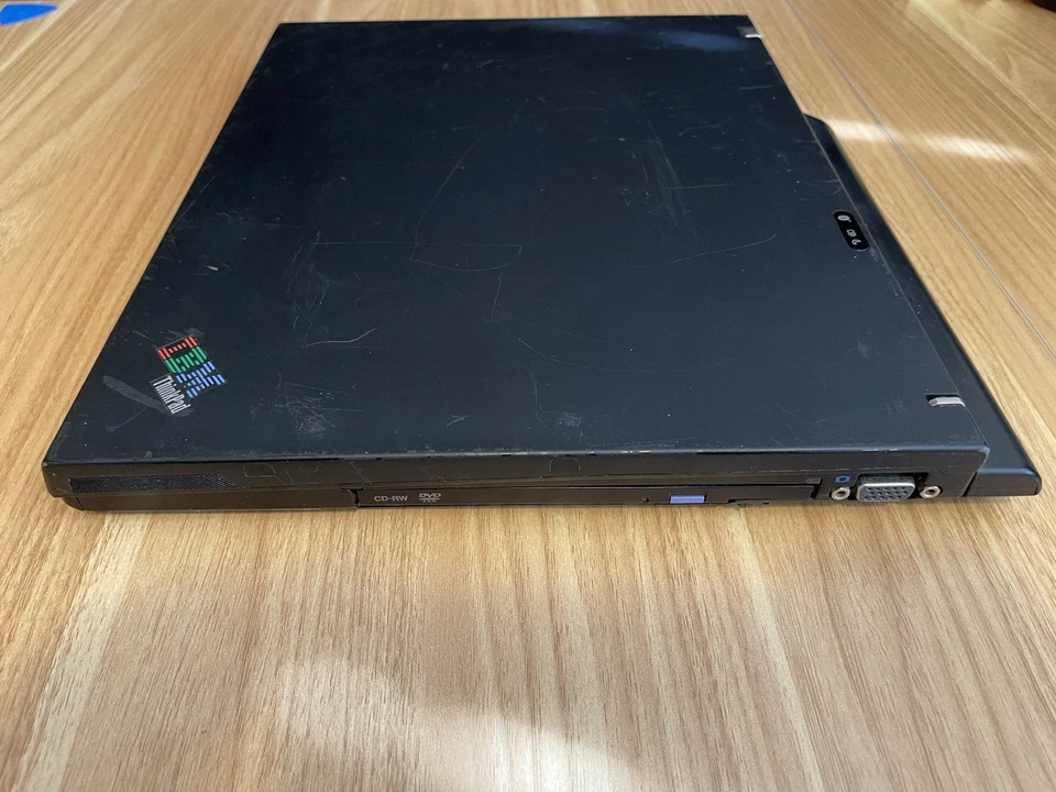 "Laptop IBM ThinkPad T41P 14"" para piezas/reparación como está" Foto 3 de 4