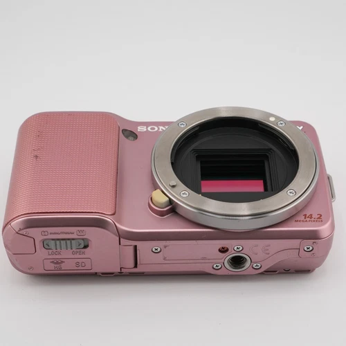 Sony Alpha NEX-3N 16.1 MP Digital Camera With 16-50mm F/3.5-5.6 PZ OSS Lens Pink - Picture 3 of 5