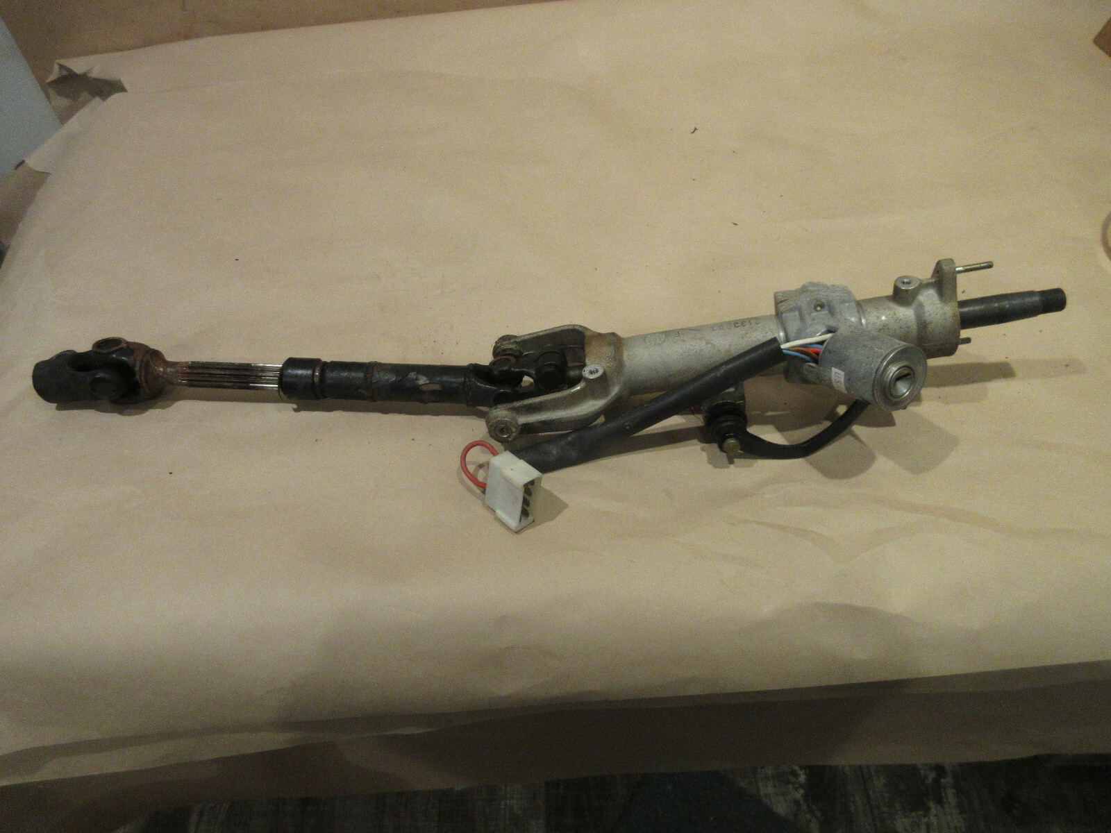 Ferrari  Mondia t - Steering Column / No Key - P/N 133903