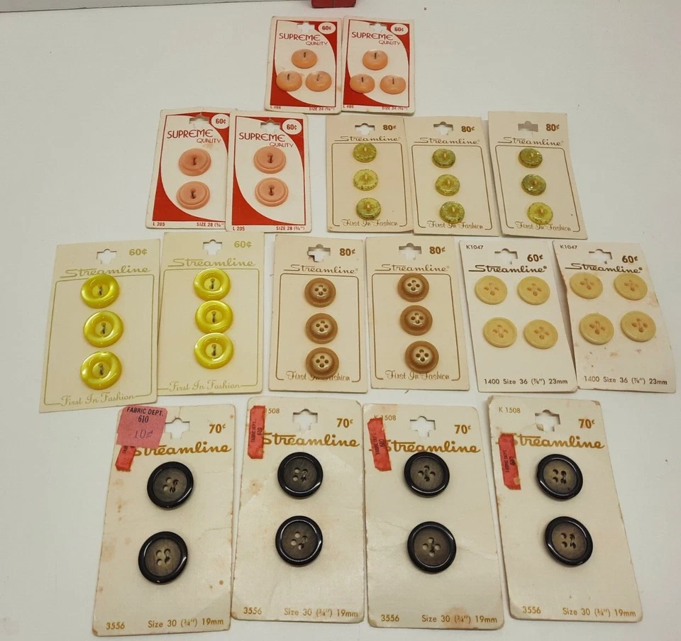 Streamline Co. & Supreme Buttons 17 pkg (2 packages of each)  New Made in Italy - Image 2 of 4