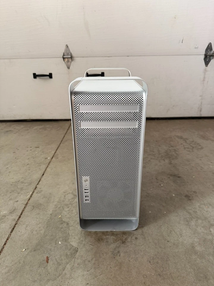 Mac Pro (Apple, Mid 2010) 3.2GHz Quad-Core Xeon / 12GB RAM / 1TB / HD 5770 - Image 2 of 4