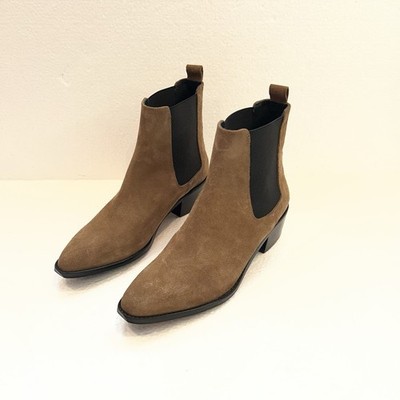 Weekend Max Mara Tan Suede Chelsea Boots Pointed Toe Made in Spain Size 38 NWOB