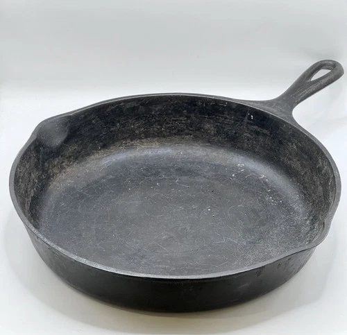 Vintage Wagner Ware Sidney O 1060R #10 Cast Iron Skillet Frying Pan