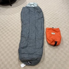 Vintage Made In USA Slumberjack Glacier 2.5 Gray Mummy Sleeping Bag