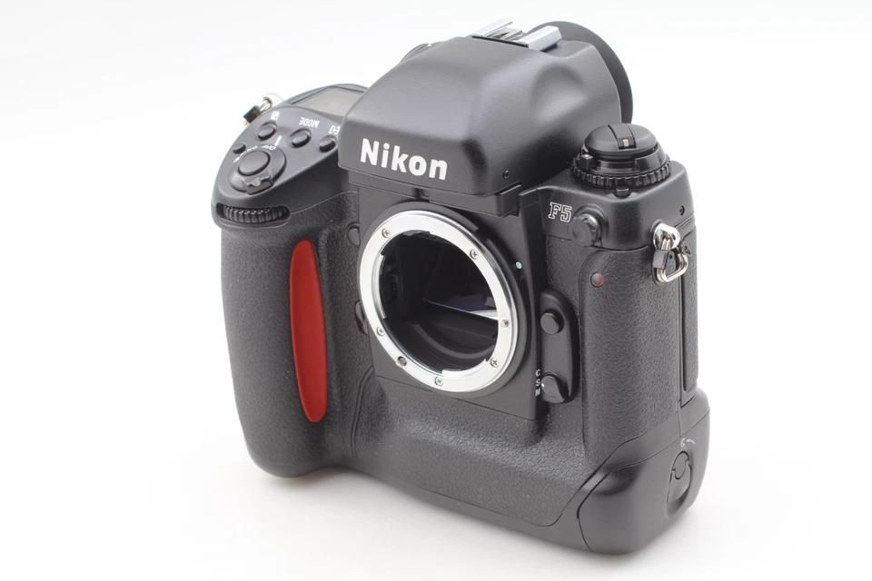 【Top NEUWERTIG mit Bottom Case, MC-20】 Nikon F5 analoge Spiegelreflexkamera 35 mm Gehäuse aus Japan - Bild 4 von 4