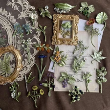 Green Plant Leaf Metal Brooches Pearl Flowers Brooch Women Accessories Pin 