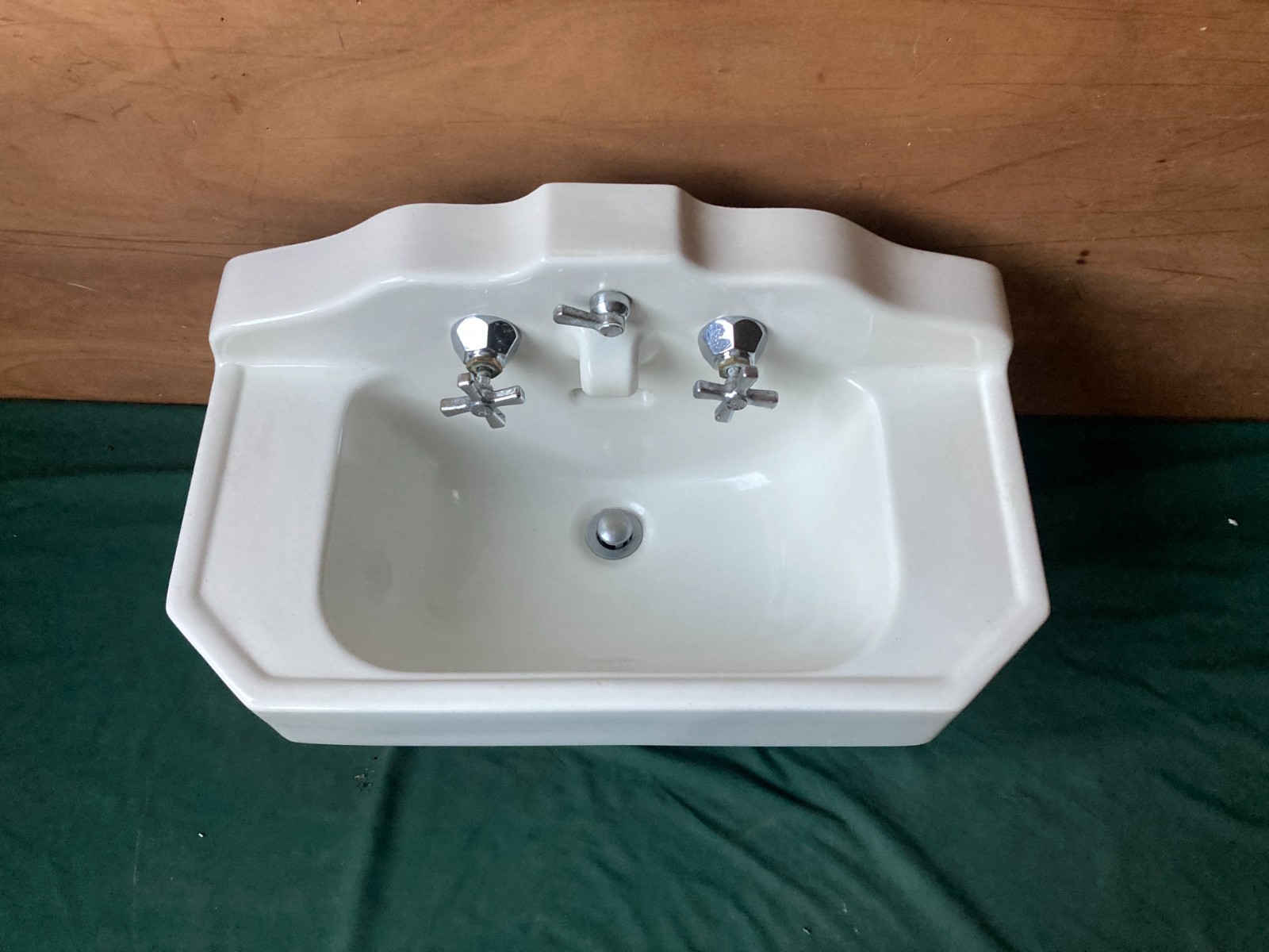 Antique Ceramic White Porcelain Stepped Pyramid Deco Bath Wall Sink Vtg 432-25E