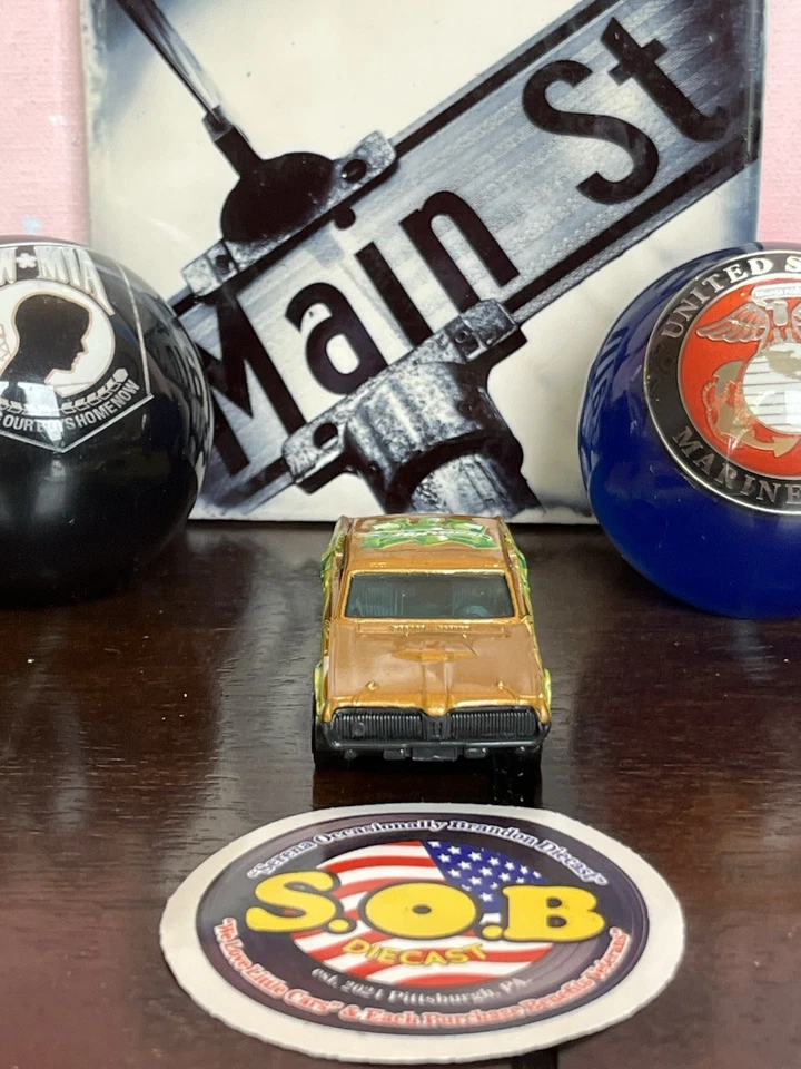 Hot Wheels 1968 Mercury Cougar зеленая литая б/у почти как новая - Изображение 3 из 4