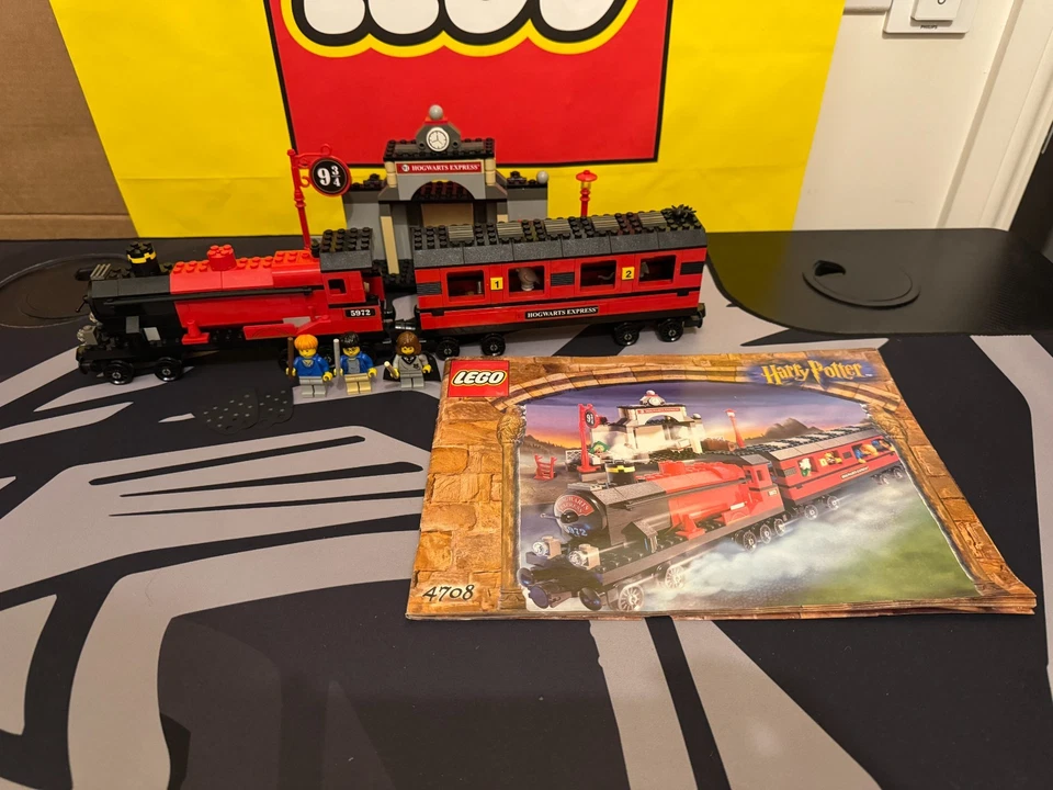LEGO Harry Potter 4708 Hogwarts Express, photo 1 of 5