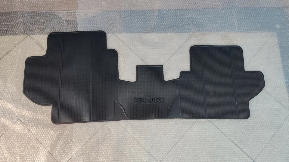 Alfombrillas interiores SUZUKI JIMNY SIERRA SJ413 SJ410 SAMURAI Foto 4 de 4