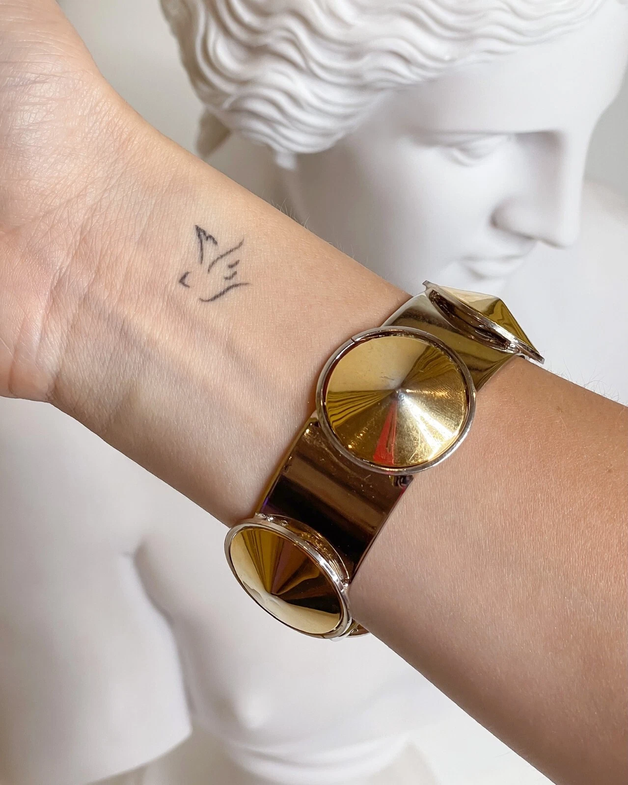 Autentico Bracciale Vintage Givenchy Passerella Piramide Borchie