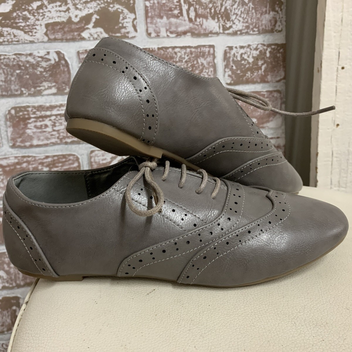 dark grey dress shoes womens Ariston Mens Gray Oxford Lace-up Leather Dress Shoes, 11 main image 1