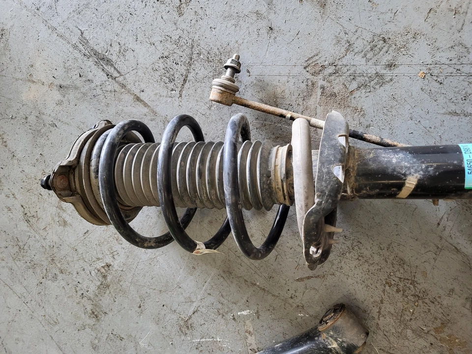 Left Driver Front Suspension Knee 2020 Kia Sportage AWD 2017 2018 2019 2021 2022 - Image 4 of 4