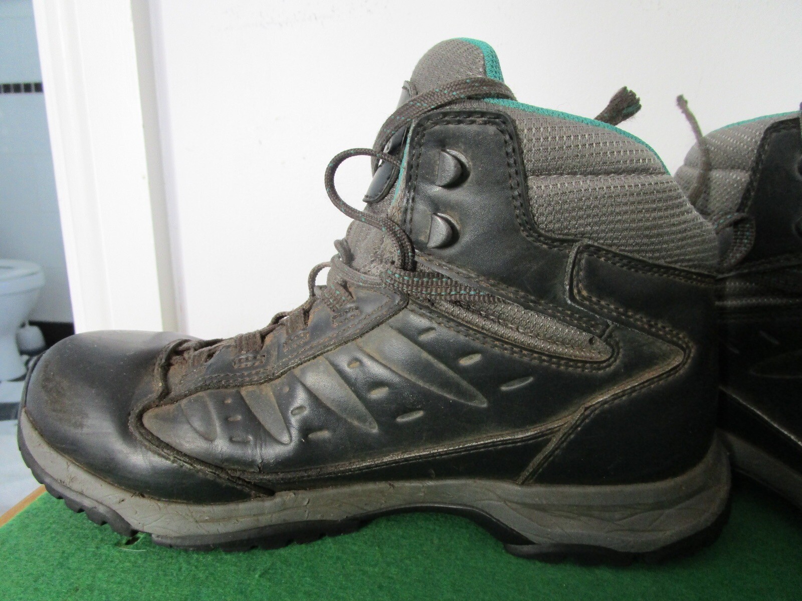 BERGHAUS WALKING BOOT SIZE 7 eBay